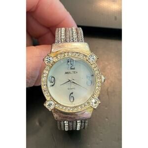 VTG Women's Anya Ltd Watch, Silver Tone Bangle Bracelet, New Battery